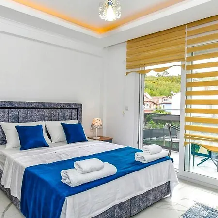 4 Bedroom - 5847 Villa *