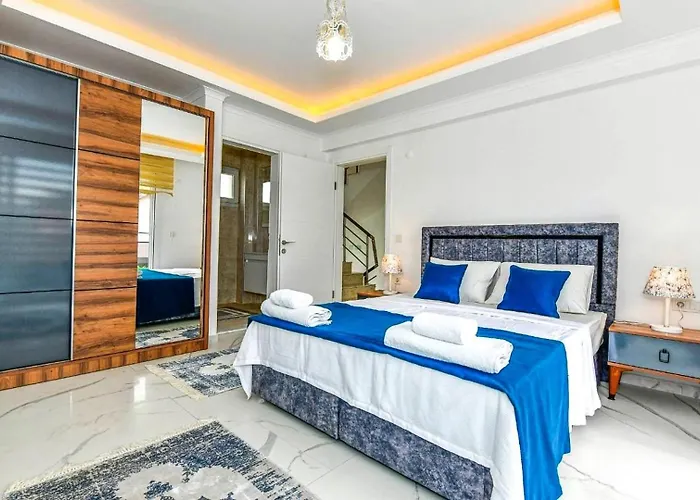 4 Bedroom Vila