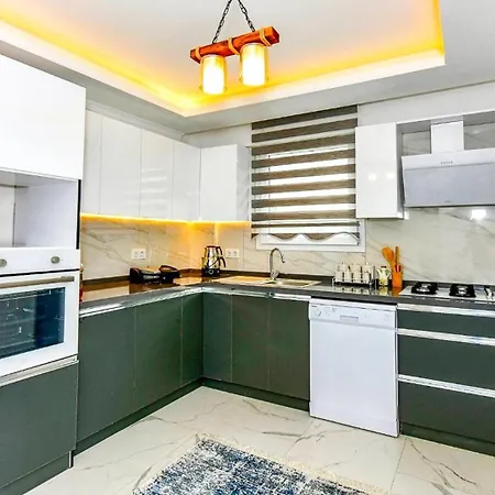 Villa 4 Bedroom - 5847