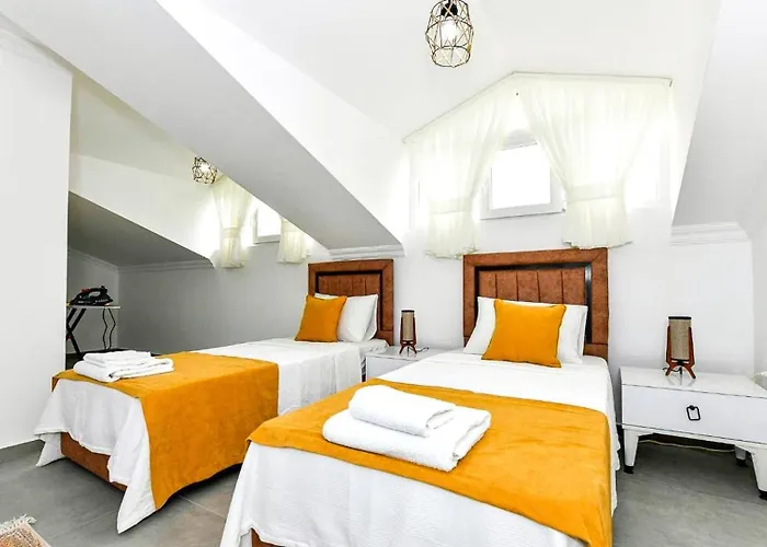 4 Bedroom フェティエ
