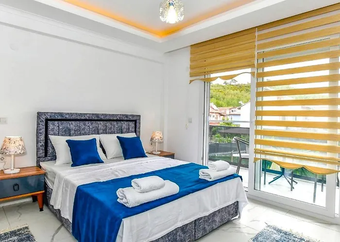 4 Bedroom Vilă *
